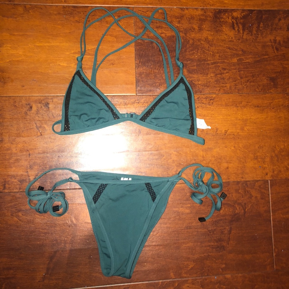 TAVIK swimmie!